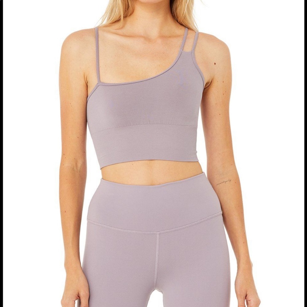 ALO BRA AND LEGGING SET. Limited edition lavender smoke color